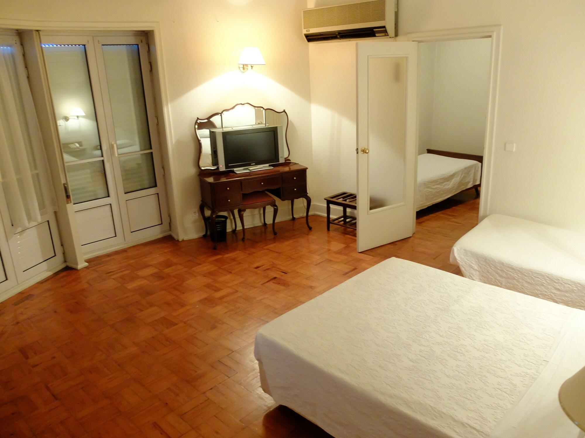 Hotel Braganca Коимбра Екстериор снимка