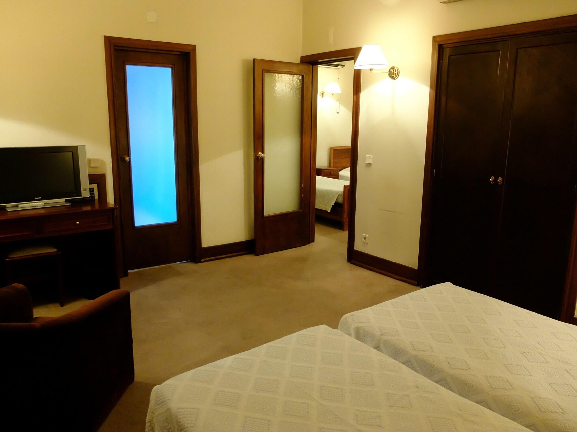 Hotel Braganca Коимбра Екстериор снимка