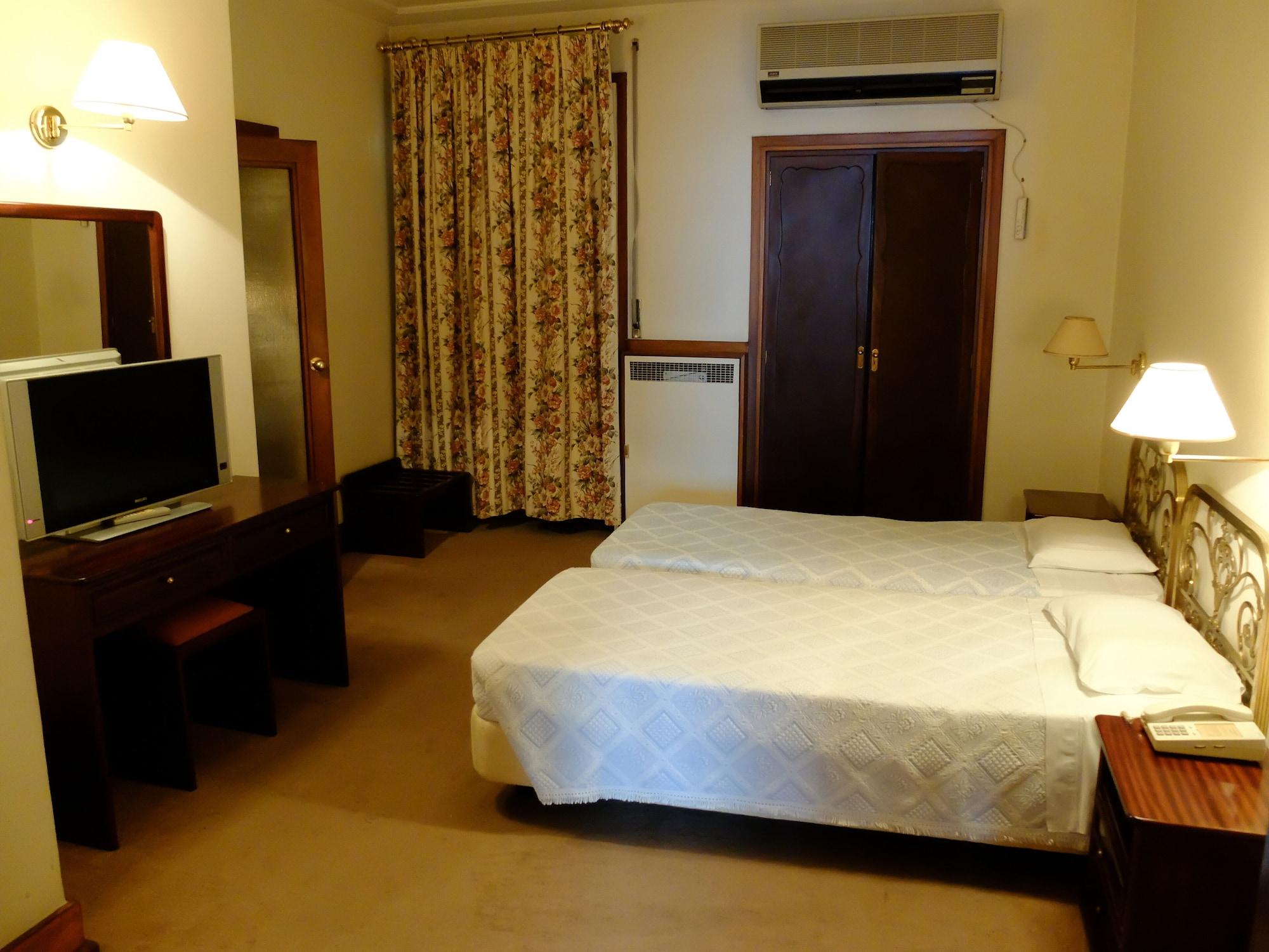 Hotel Braganca Коимбра Екстериор снимка