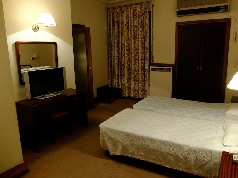 Hotel Braganca Коимбра Екстериор снимка